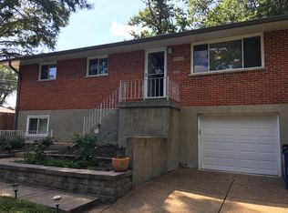 9219 Radio Dr, Saint Louis, MO