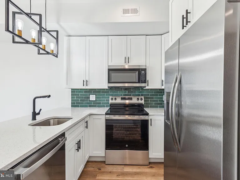 415 W York St #2 — Photo 1