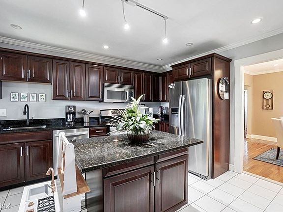 80 Westmoreland #2 Boston (Dorchester) Unit Photo 7