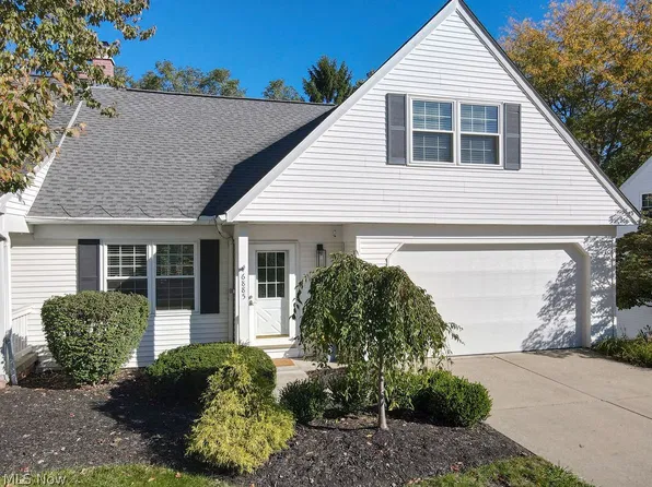 6885 Chaffee Ct, Brecksville, OH 44141
