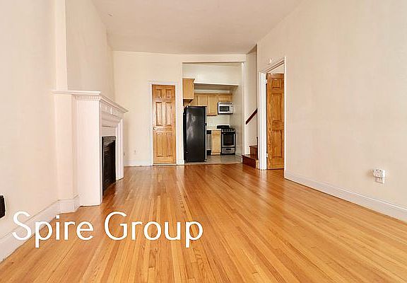 3rd image of 37 W 76th St APT 4R