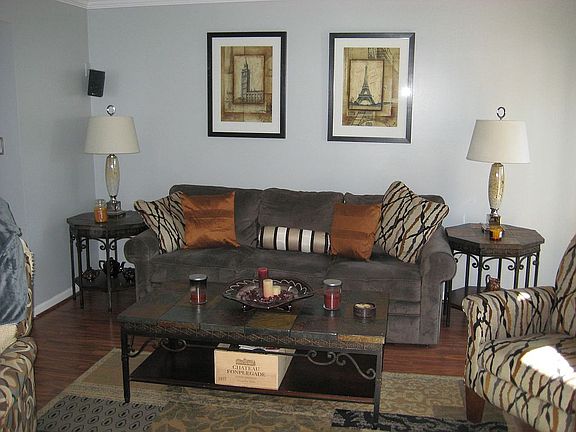 2nd image of 132 Kenilworth Dr