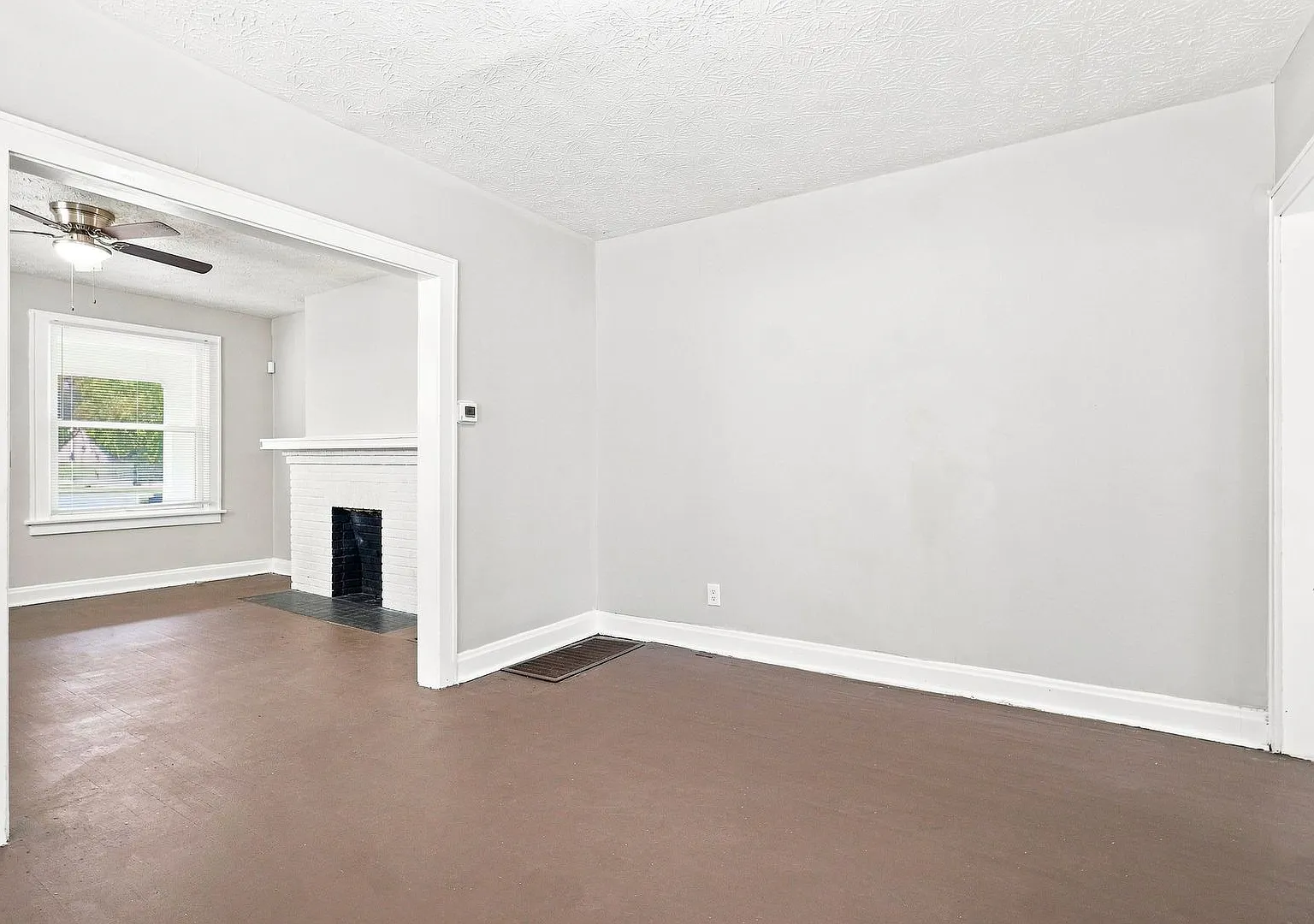 130 S Highland Avenue (Dnt) — Photo 4