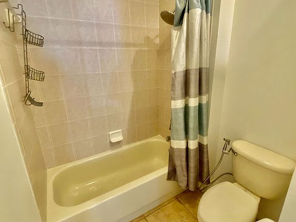 5th image of 11403 Minaret Dr