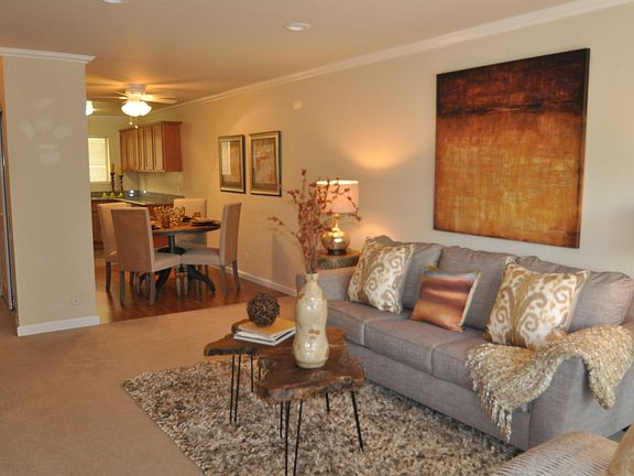 4th image of 1480 Creekside Dr APT A214