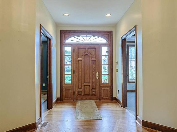 4th image of 6219 Highcedar Ct