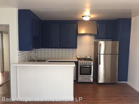 3rd image of 125 S Avenue 53 APT 36