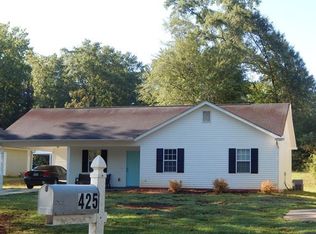 427 Old Newnan Rd, Carrollton, GA 30117