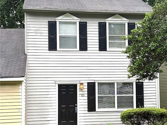 2nd image of 921 Westland Dr SW