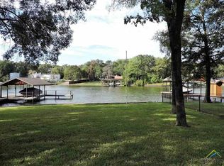 124 Lake Terrace Dr, Mabank, TX 75156