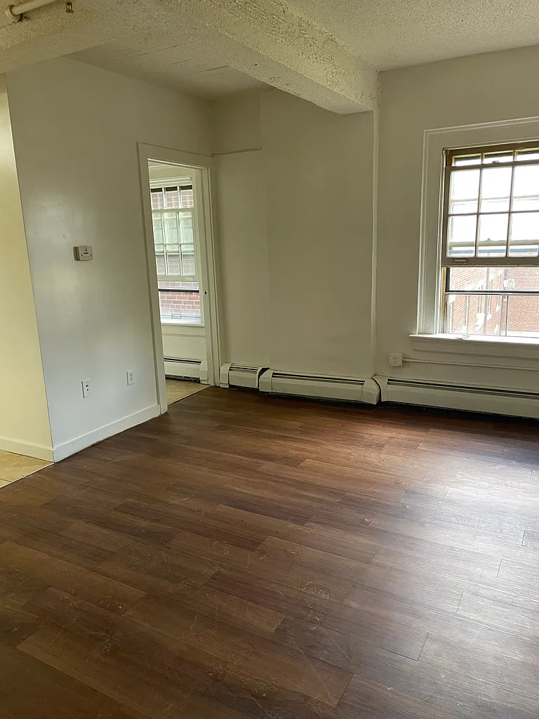 1 bed, 600 sqft, $1,075 — Photo 3