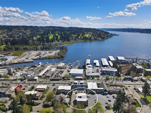 6219 NE 181st Street #301, Kenmore, WA 98028