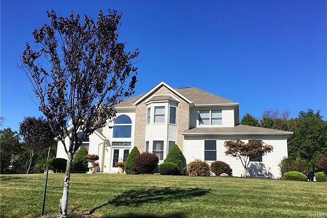 1st image of 10 Lea Ct