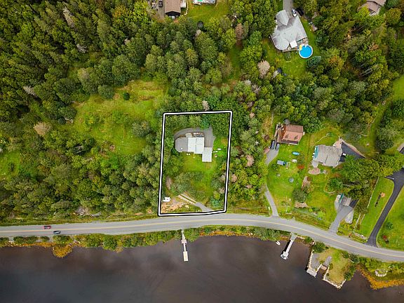 5th image of 87 Indian Point Rd