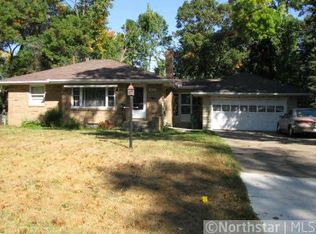 3834 Oak St N, Minneapolis, MN 55429