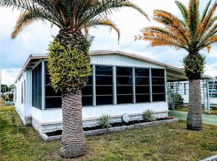 2044 Wailua Dr, Holiday, FL 34691