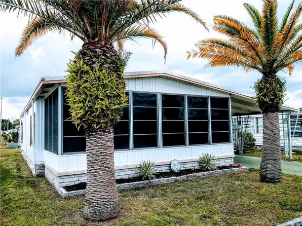2044 Wailua Dr, Holiday, FL 34691