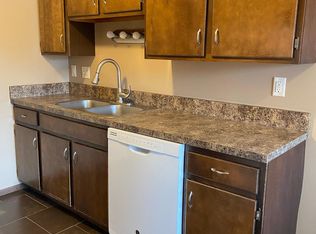 1801 Knox St #1, Lincoln, NE 68521