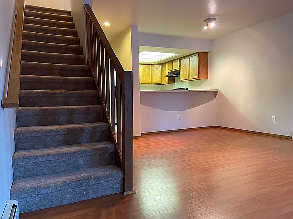 5th image of 2801 Cowles St