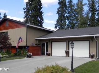 390 Jeanne Dr, Fairbanks, AK 99701