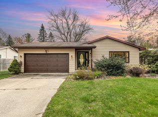 2120 E Wheeler St, Midland, MI 48642