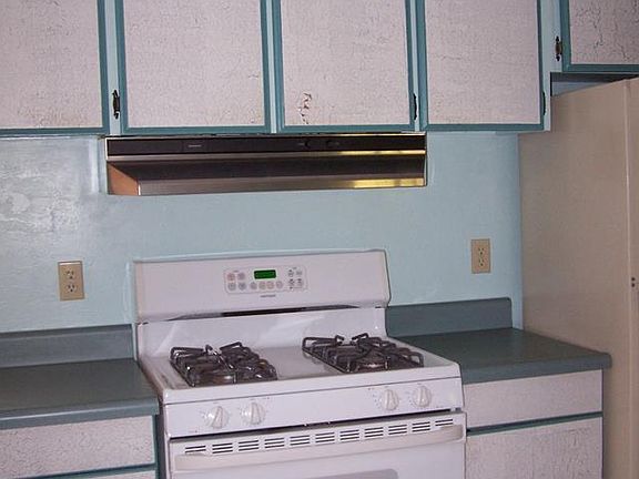 5th image of 4136 S San Pedro Ave
