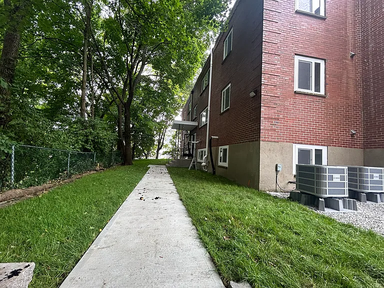 245 Elm St #102 — Photo 8