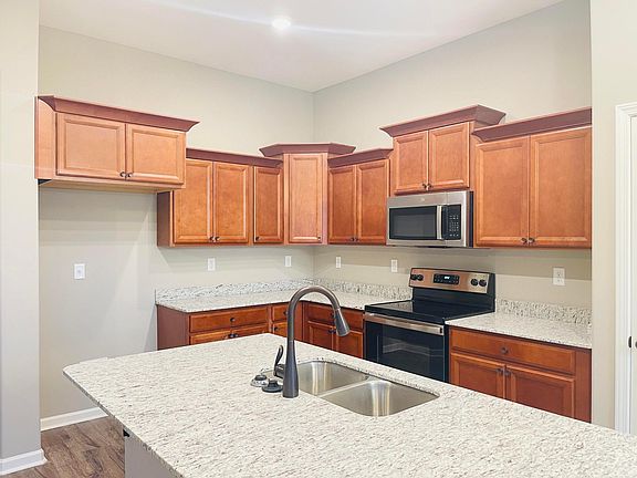 4th image of 35 Dogwood Spring Dr