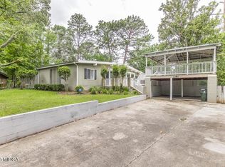 102 Arrowhead Trl, Warner Robins, GA 31088