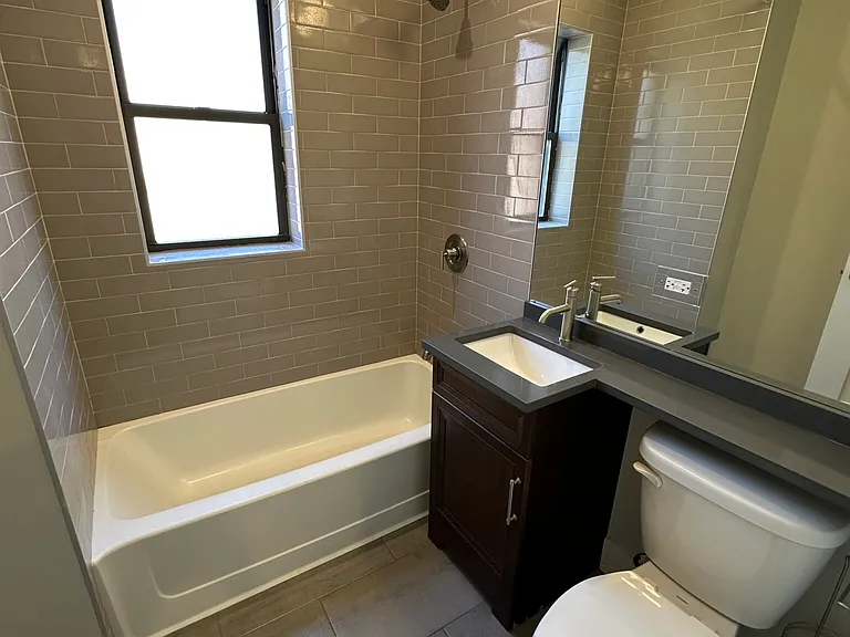 1142 Maple Ave #2 — Photo 9