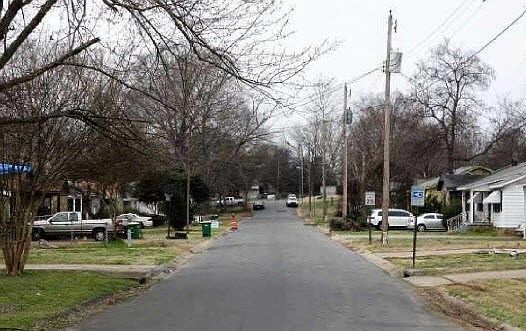 2nd image of 804 W 42nd St