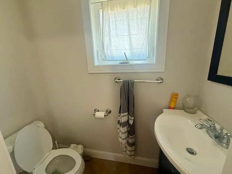 27 Antwerp St #2 — Photo 19