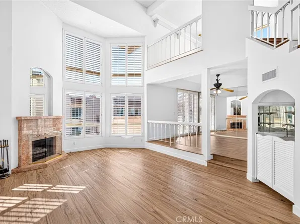 5333 Zelzah Ave APT 340, Encino, CA 91316