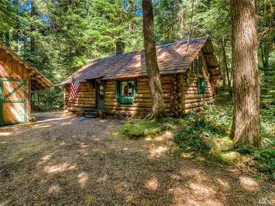 4 Dalles Usfs, Greenwater, WA, 98022