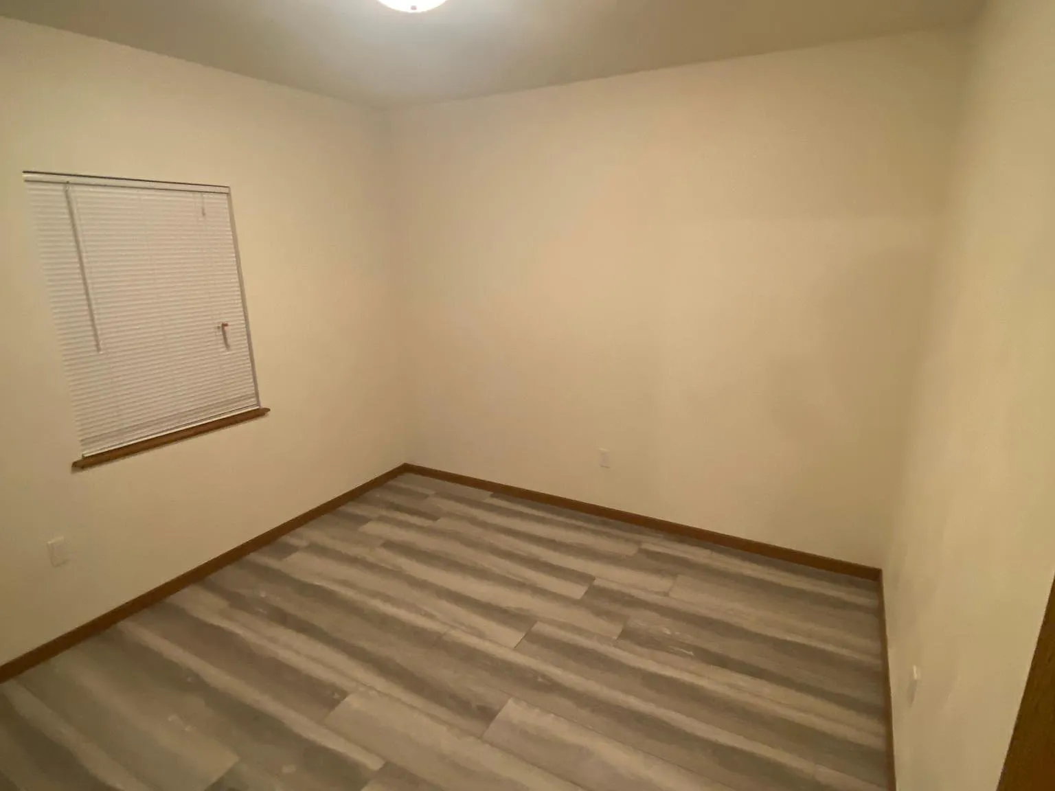 1 bed, 700 sqft, $975 — Photo 1