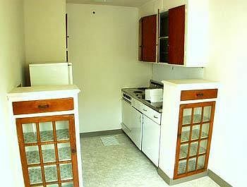 2nd image of 2332 N High St APT 11