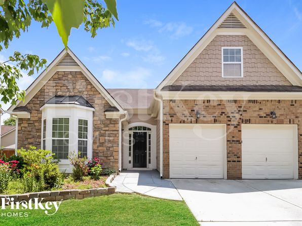30 Horseshoe Ln