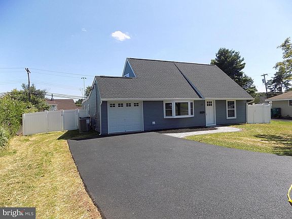 2nd image of 17 Tulip Tree Rd