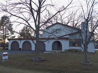 312 Campbell Ave, Doniphan, NE 68832