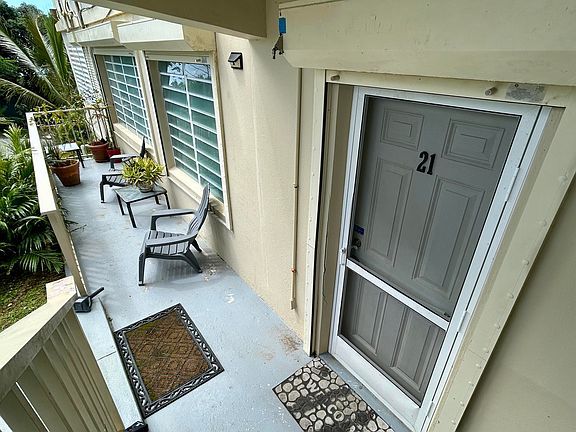 3rd image of 21 Solberg Rd