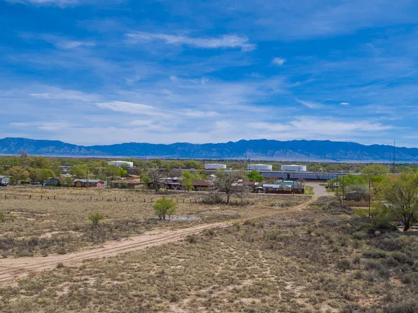 S 2nd St, Belen, NM 87002