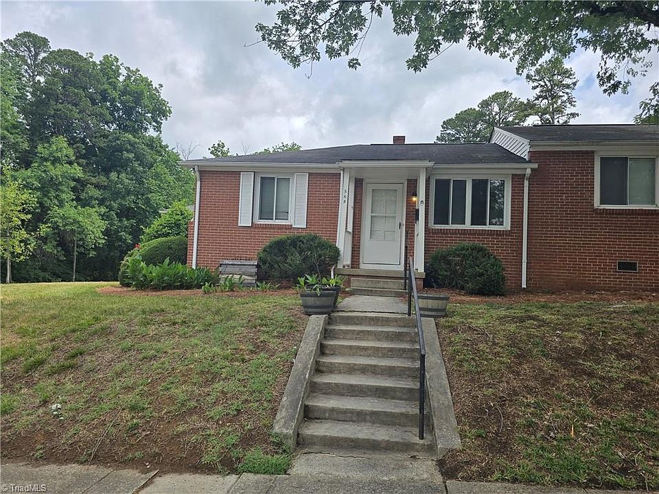 1st image of 568 Overlook St