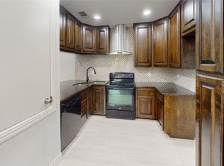 8545 Midpark Rd APT 10, Dallas, TX 75240