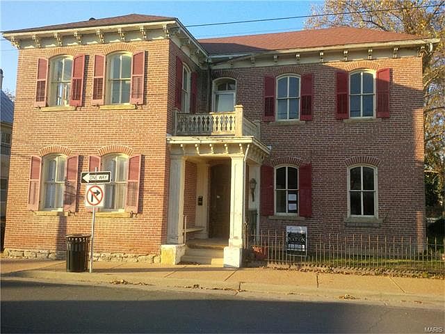 2nd image of 199 Merchant St
