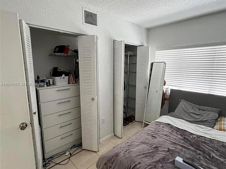 171 Riviera Cir #61 — Photo 6