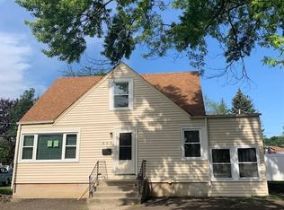124 N Villa Ave, Villa Park, IL