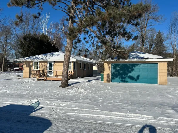 902 NE 2nd Ave, Grand Rapids, MN 55744