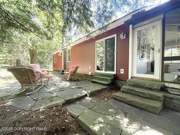 4th image of 9805 Bear Creek Blvd