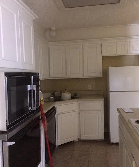 818 N Lee Ave — Photo 7