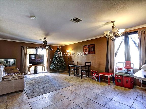 4th image of 728 Roberta Alecia Ave